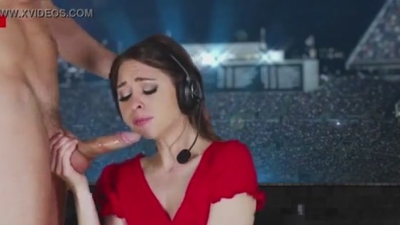 Jade Channing sarguzashtlari: VKontakte-da anal jazo pornosi Rus pornosi: Bir yigit ogziga siyyapti